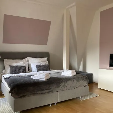 아파트 Schlossblick I - Zeit Zum Entspannen In Exklusiver Mit Panoramablick, Parkplatz, Wlan, Smart-tv 베르니게로데