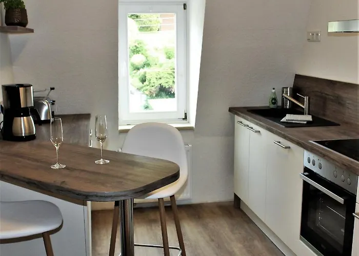 아파트 Schlossblick I - Zeit Zum Entspannen In Exklusiver Mit Panoramablick, Parkplatz, Wlan, Smart-tv