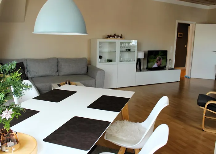 Schlossblick I - Zeit Zum Entspannen In Exklusiver Mit Panoramablick, Parkplatz, Wlan, Smart-tv