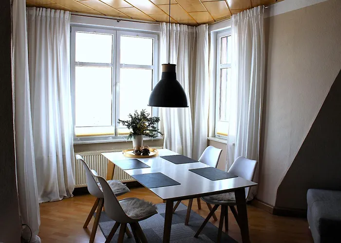 Schlossblick I - Zeit Zum Entspannen In Exklusiver Mit Panoramablick, Parkplatz, Wlan, Smart-tv Daire