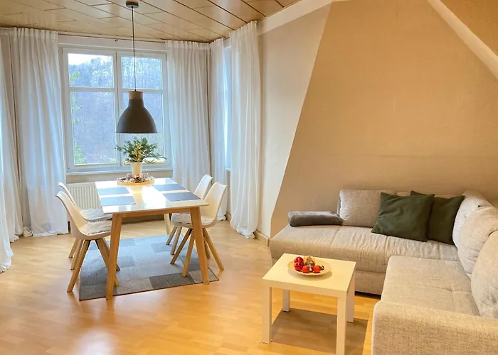 Schlossblick I - Zeit Zum Entspannen In Exklusiver Mit Panoramablick, Parkplatz, Wlan, Smart-tv